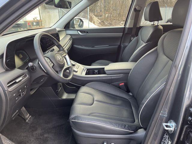 used 2024 Hyundai Palisade car, priced at $38,000