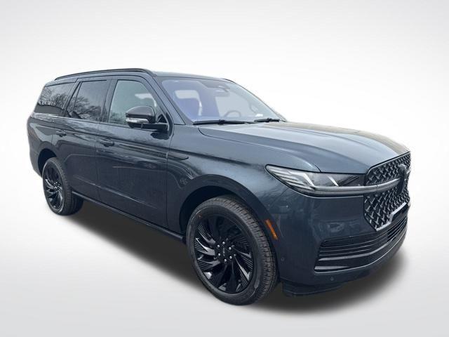 new 2025 Lincoln Navigator car