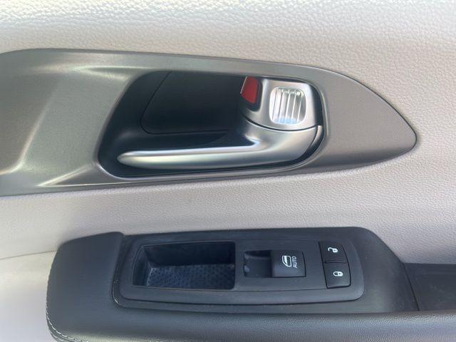 used 2023 Chrysler Pacifica car, priced at $24,500