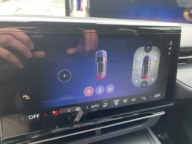 new 2025 Lincoln Nautilus car