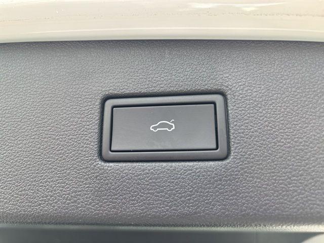 used 2022 Volkswagen Tiguan car, priced at $27,000