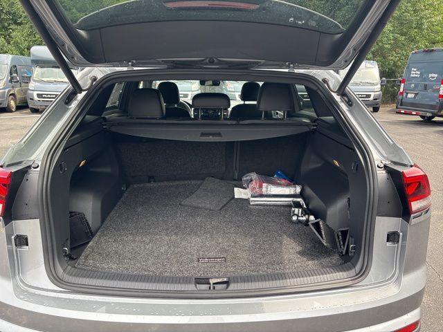 used 2022 Volkswagen Atlas Cross Sport car, priced at $31,000