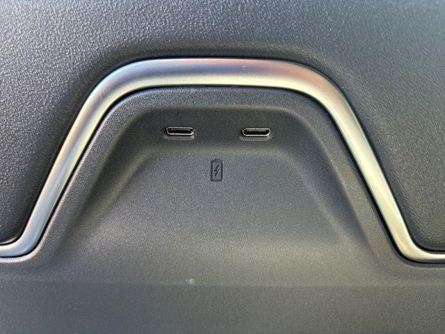 new 2025 Lincoln Navigator car, priced at $106,305