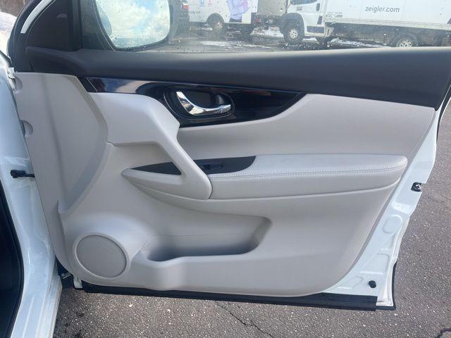 used 2022 Nissan Rogue Sport car, priced at $22,536