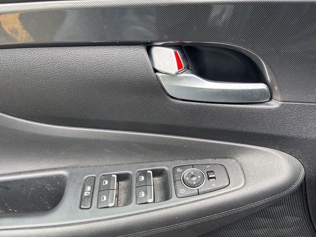 used 2022 Hyundai Santa Fe car, priced at $25,270