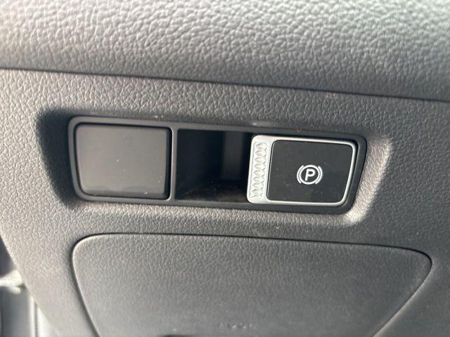 used 2022 Hyundai Santa Fe car, priced at $25,270