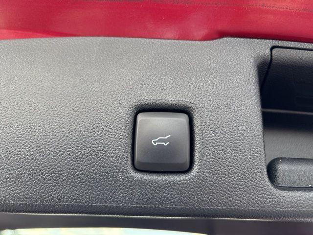 used 2022 Ford Escape car, priced at $25,279