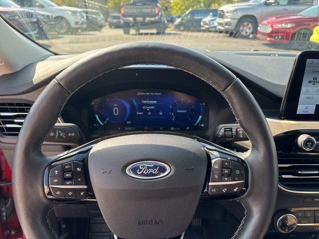 used 2022 Ford Escape car, priced at $25,279