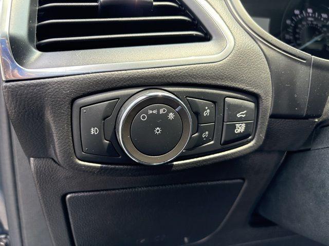 used 2022 Ford Edge car, priced at $28,000