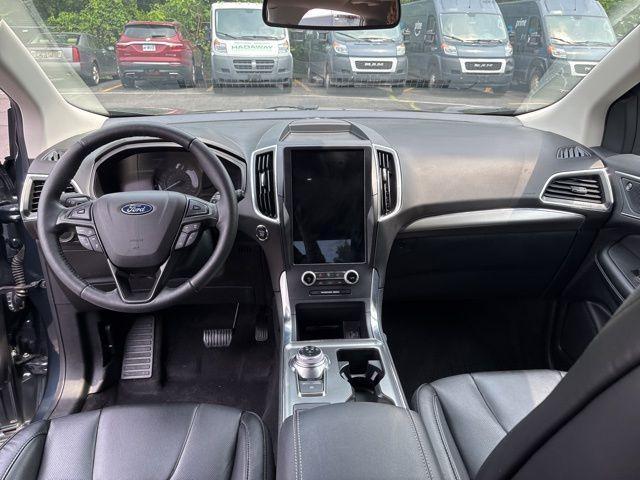 used 2022 Ford Edge car, priced at $28,000