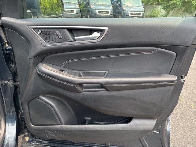 used 2022 Ford Edge car, priced at $28,000