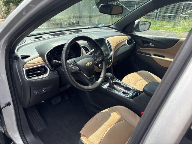 used 2022 Chevrolet Equinox car, priced at $24,615