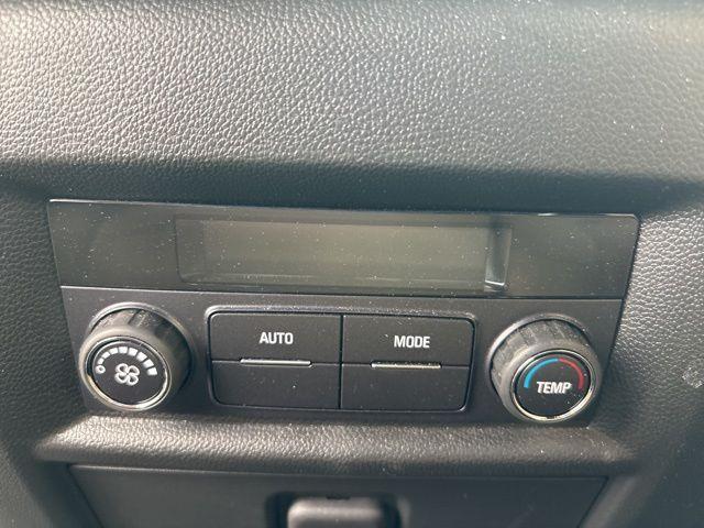 used 2023 Chevrolet Traverse car, priced at $32,500
