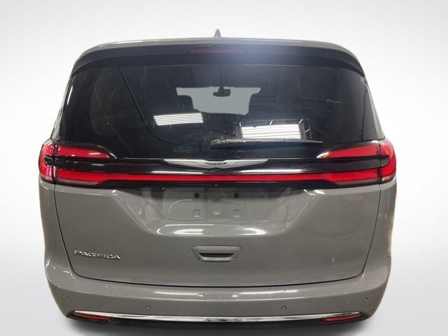 used 2022 Chrysler Pacifica car, priced at $22,000