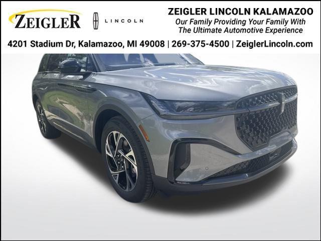 new 2025 Lincoln Nautilus car