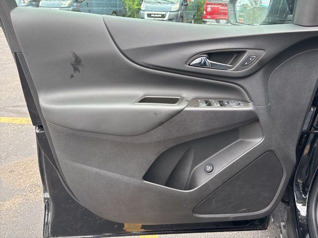 used 2023 Chevrolet Equinox car, priced at $24,000