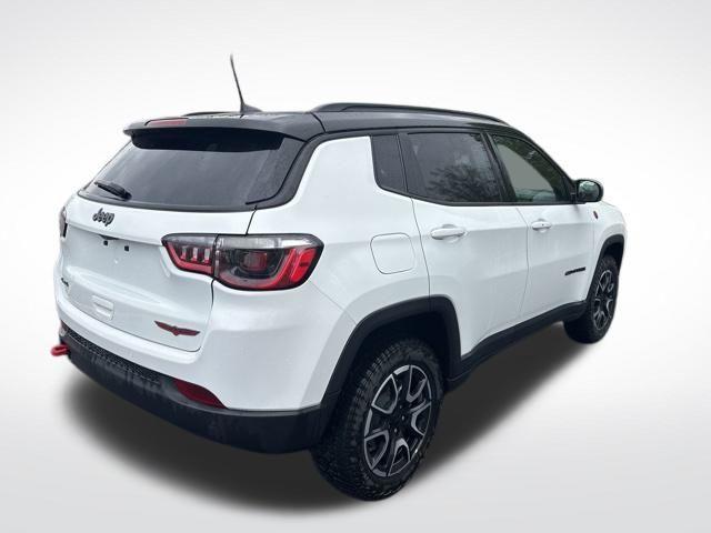 used 2024 Jeep Compass car, priced at $27,000
