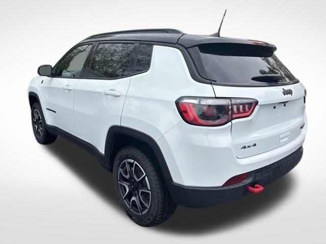 used 2024 Jeep Compass car, priced at $27,000