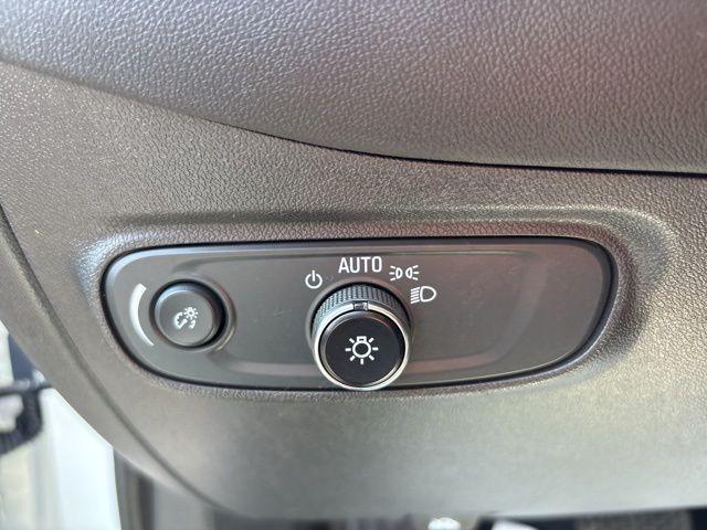 used 2023 Chevrolet Equinox car, priced at $21,000