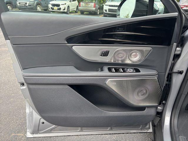 new 2025 Lincoln Nautilus car, priced at $72,910