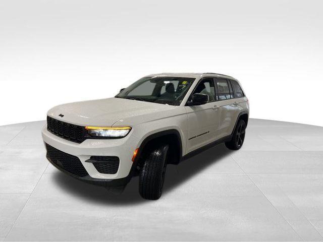 used 2023 Jeep Grand Cherokee car, priced at $36,500