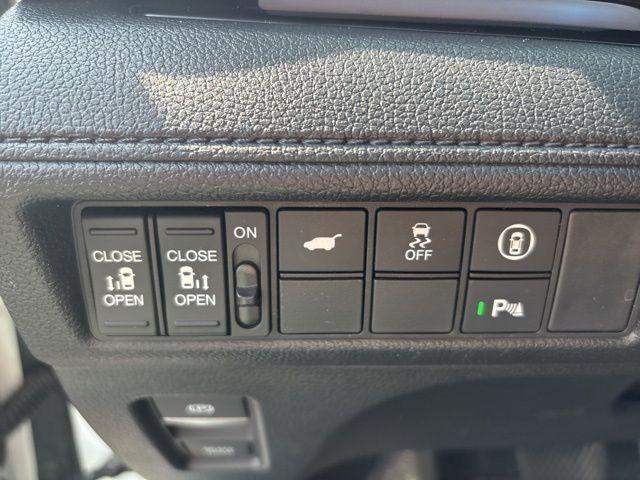 used 2023 Honda Odyssey car, priced at $37,455