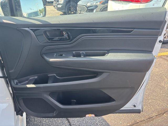 used 2023 Honda Odyssey car, priced at $37,455