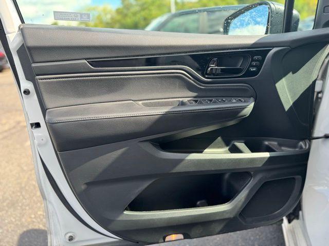 used 2023 Honda Odyssey car, priced at $38,000