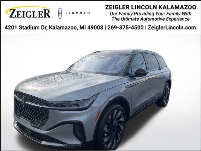 new 2025 Lincoln Nautilus car