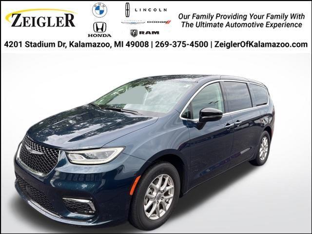used 2024 Chrysler Pacifica car, priced at $32,000