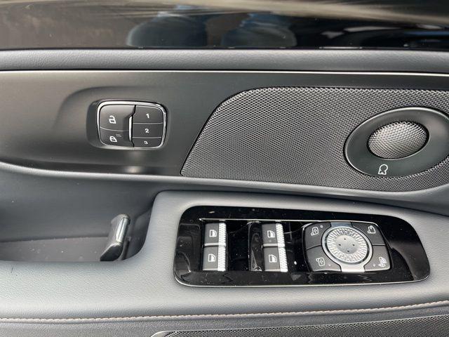 new 2025 Lincoln Nautilus car