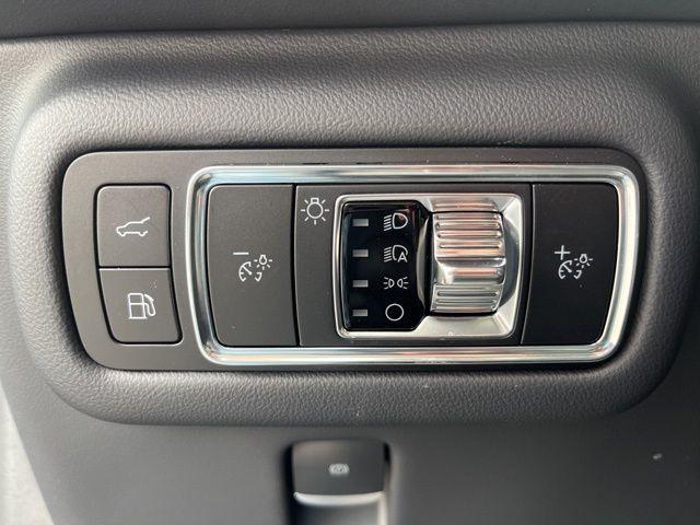 new 2025 Lincoln Nautilus car