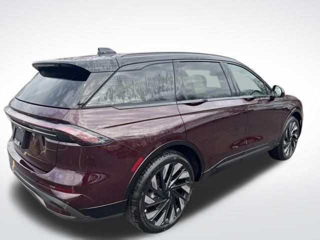 new 2025 Lincoln Nautilus car