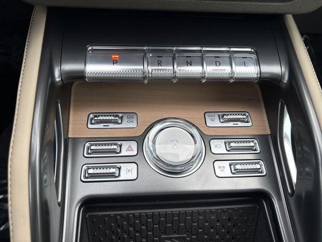 new 2025 Lincoln Nautilus car, priced at $68,455