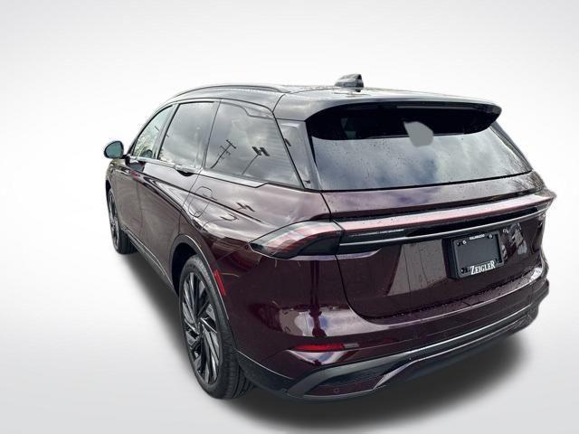 new 2025 Lincoln Nautilus car, priced at $68,455