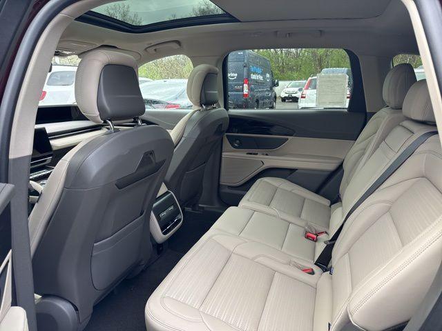 new 2025 Lincoln Nautilus car, priced at $68,455