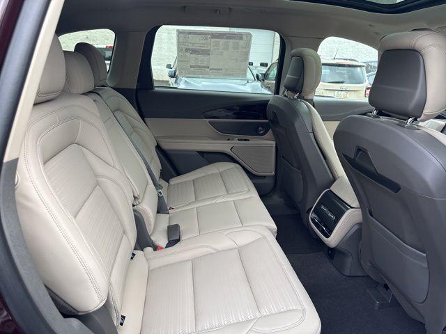 new 2025 Lincoln Nautilus car, priced at $68,455