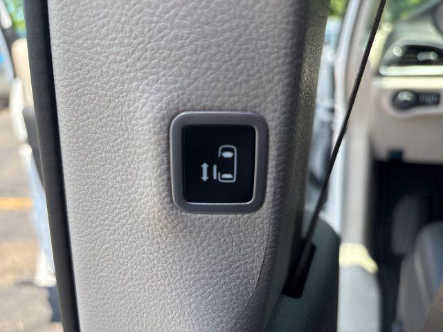 used 2024 Chrysler Pacifica car, priced at $34,000