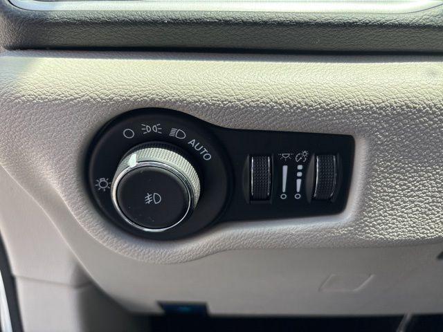 used 2024 Chrysler Pacifica car, priced at $34,000