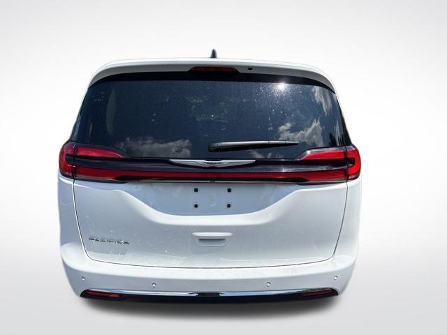 used 2024 Chrysler Pacifica car, priced at $34,000