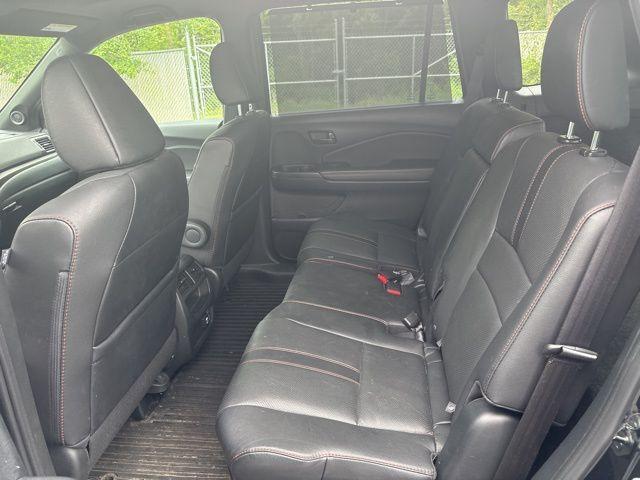used 2022 Honda Passport car, priced at $35,000