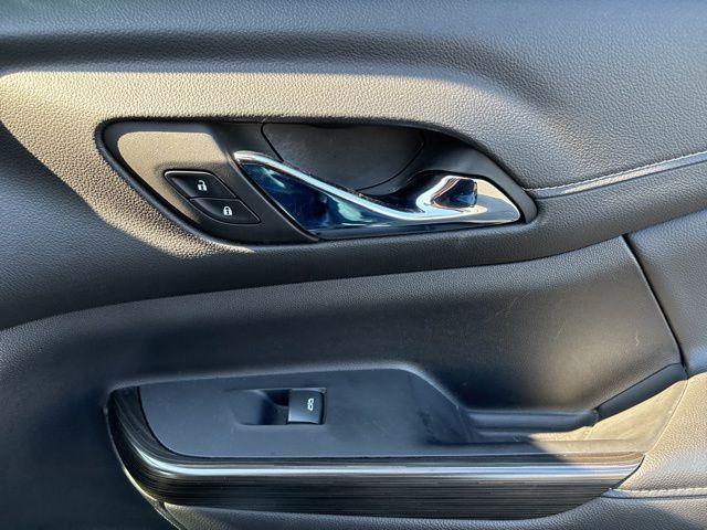 used 2022 GMC Acadia car, priced at $25,782
