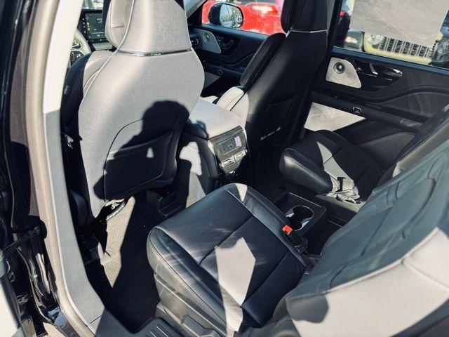 new 2026 Lincoln Aviator car