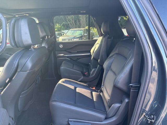 new 2025 Lincoln Navigator L car, priced at $110,365