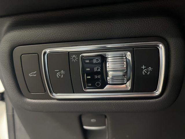 new 2025 Lincoln Nautilus car