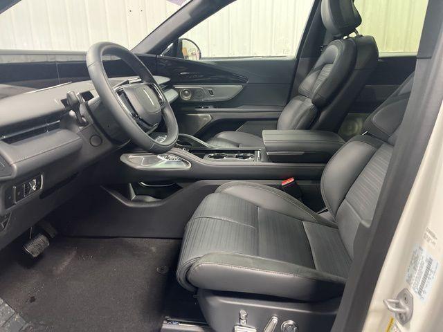 new 2025 Lincoln Nautilus car