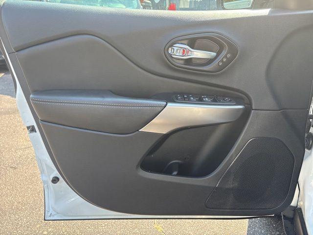 used 2022 Jeep Cherokee car, priced at $23,500