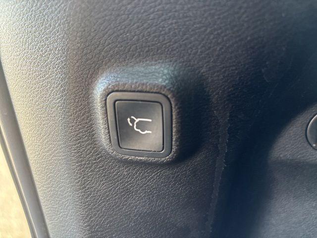 used 2022 Jeep Cherokee car, priced at $23,500