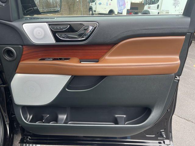 used 2024 Lincoln Navigator L car, priced at $74,000