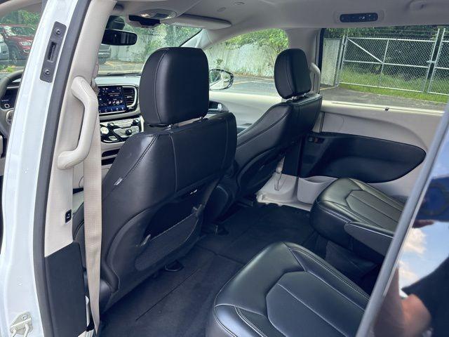 used 2024 Chrysler Pacifica car, priced at $33,000